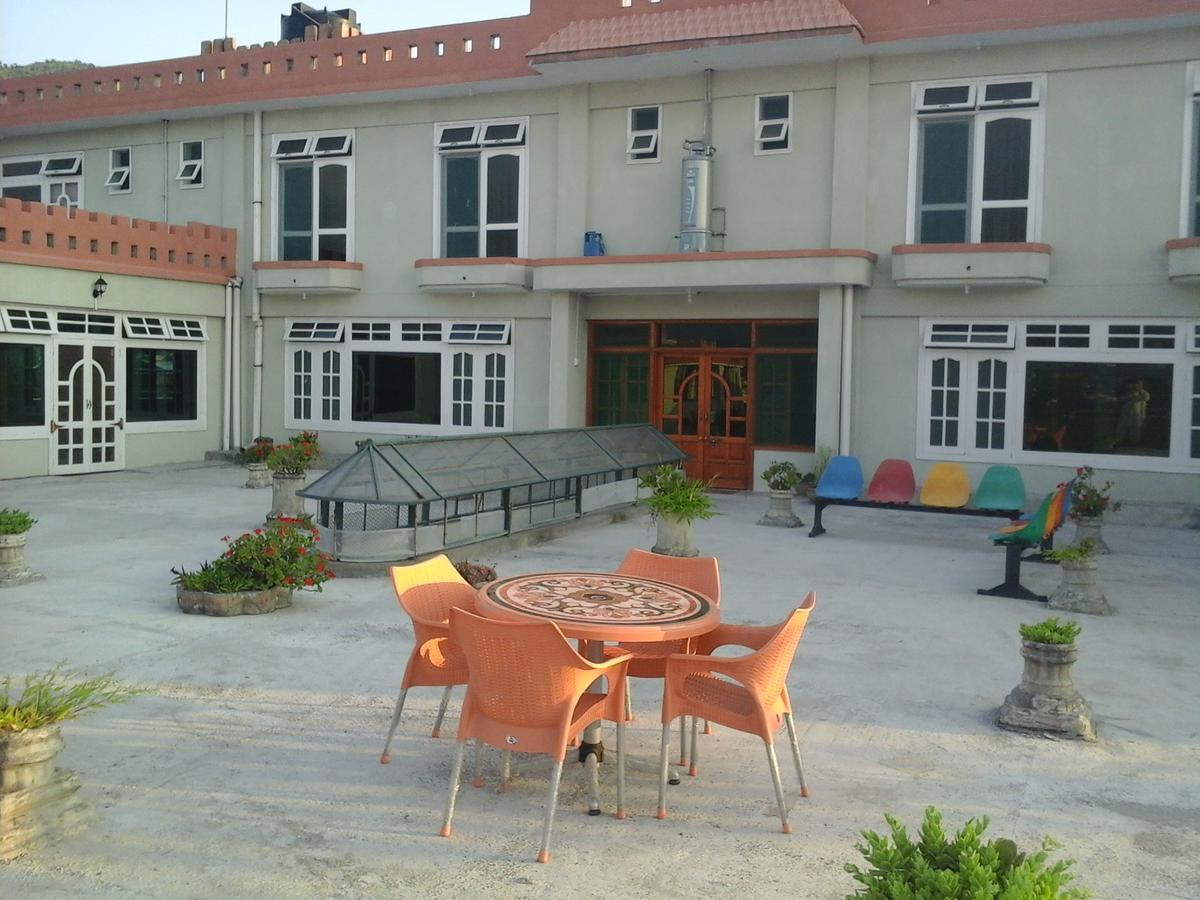 Stargaze Hotel & Apartment Abbottabad Zewnętrze zdjęcie